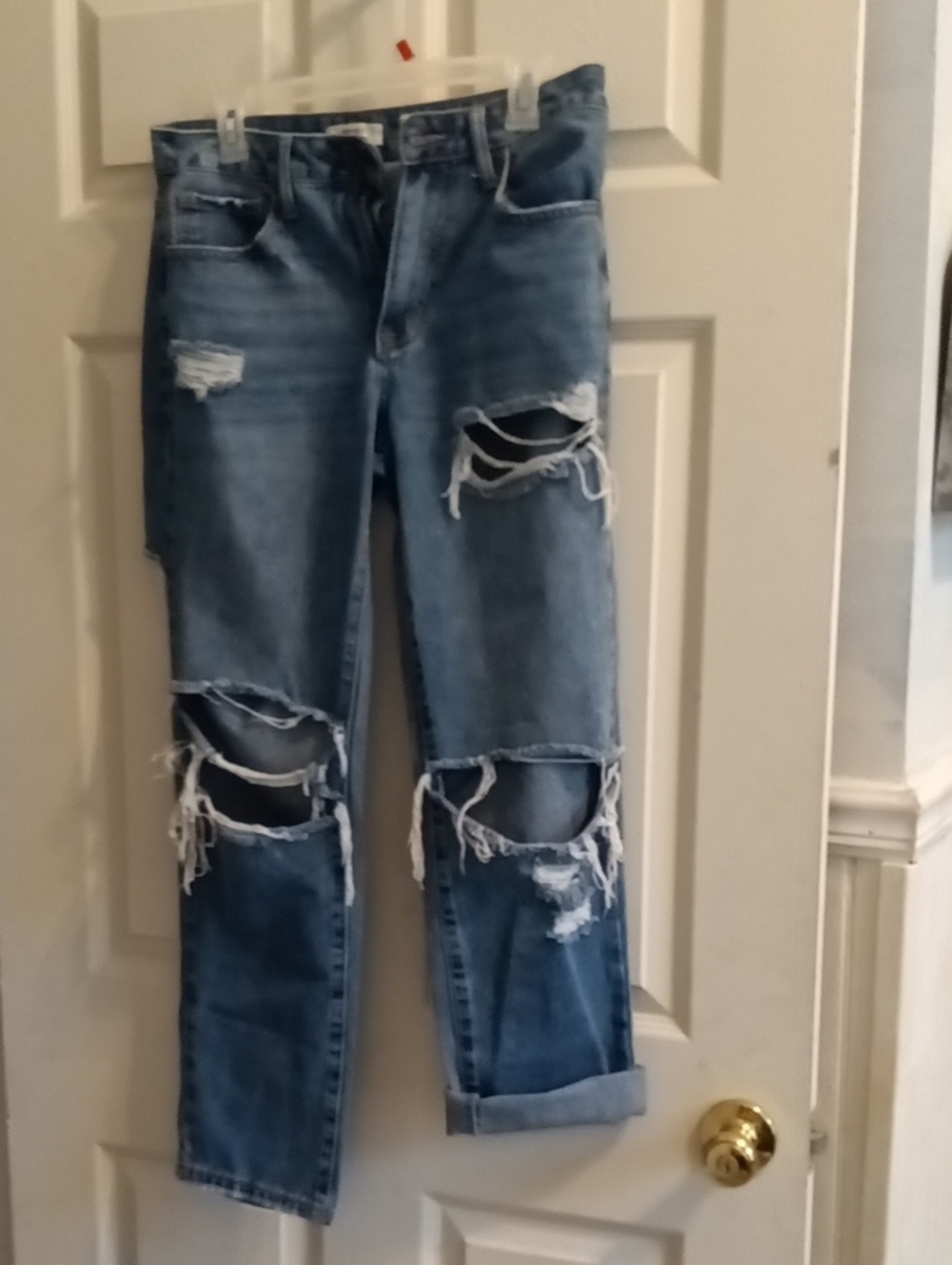 Forever 21 Distressed Ripped Boyfriend Blue Women’s Jeans